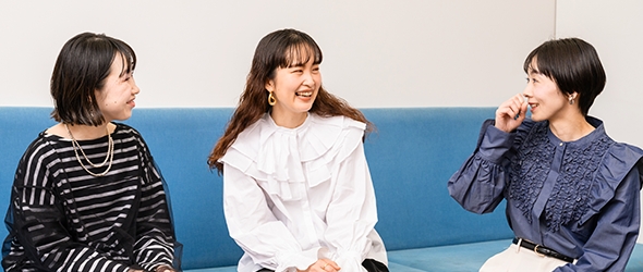 会話が盛り上がる酒田さん、田邉さん、山田さん